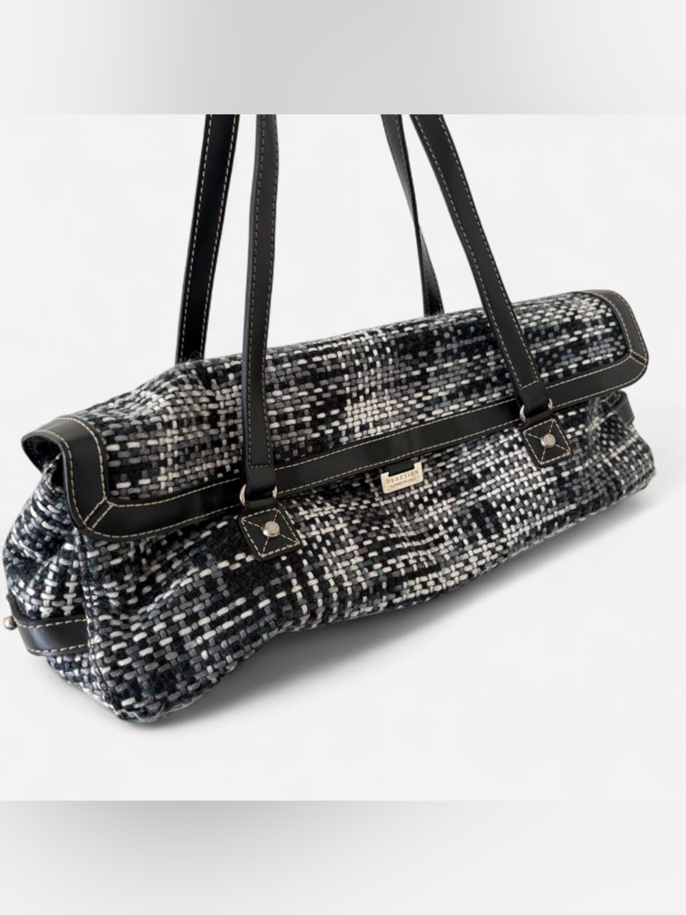 Rare Kenneth Cole Reaction black & white tweed shoulder bag - Picture 2 of 9